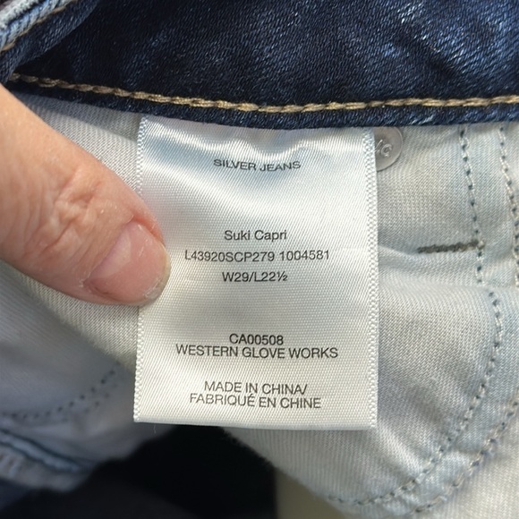 SILVER JEANS Suki Capri Jeans Size 29 - Picture 4 of 9
